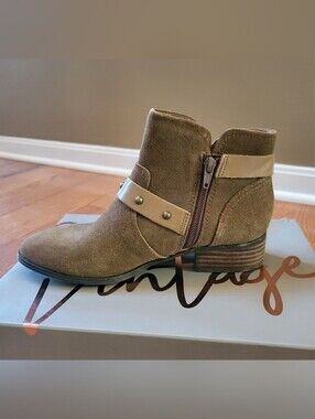 Crown Vintage Womens Booties